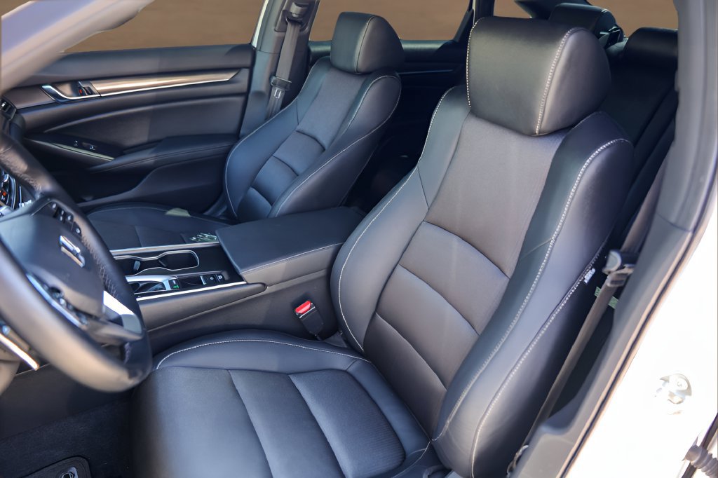 Used 2019 Honda Accord Sport image 7