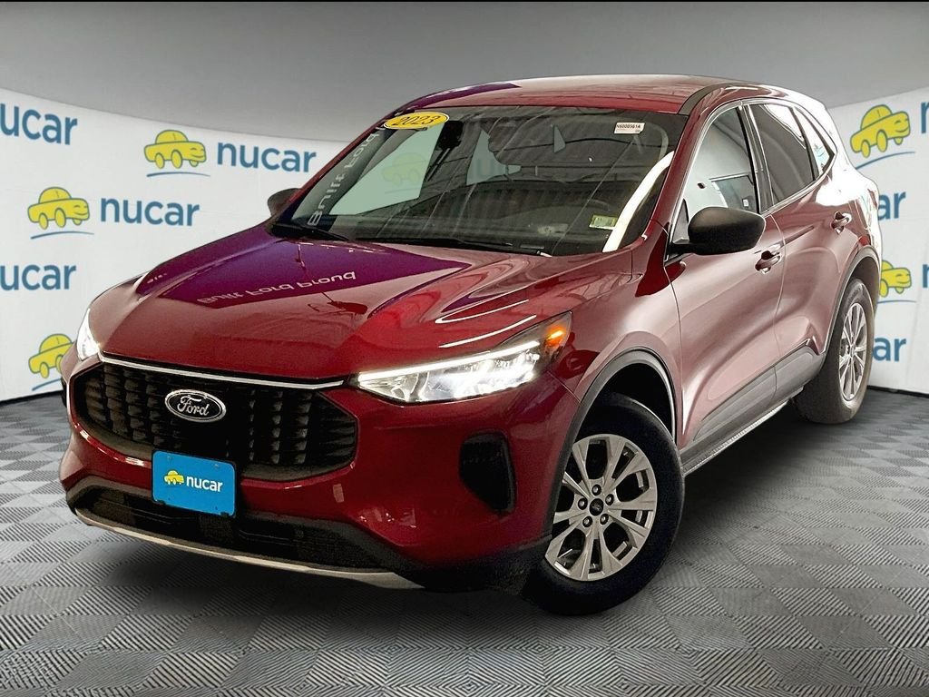 Used 2023 Ford Escape Active AWD/4WD image 3