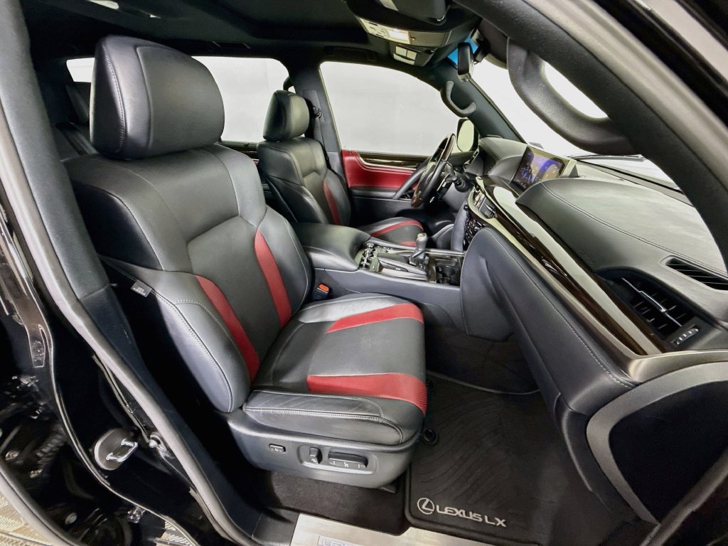 Certified 2021 Lexus LX 570 4WD w/ Inspiration Series #2 image 30