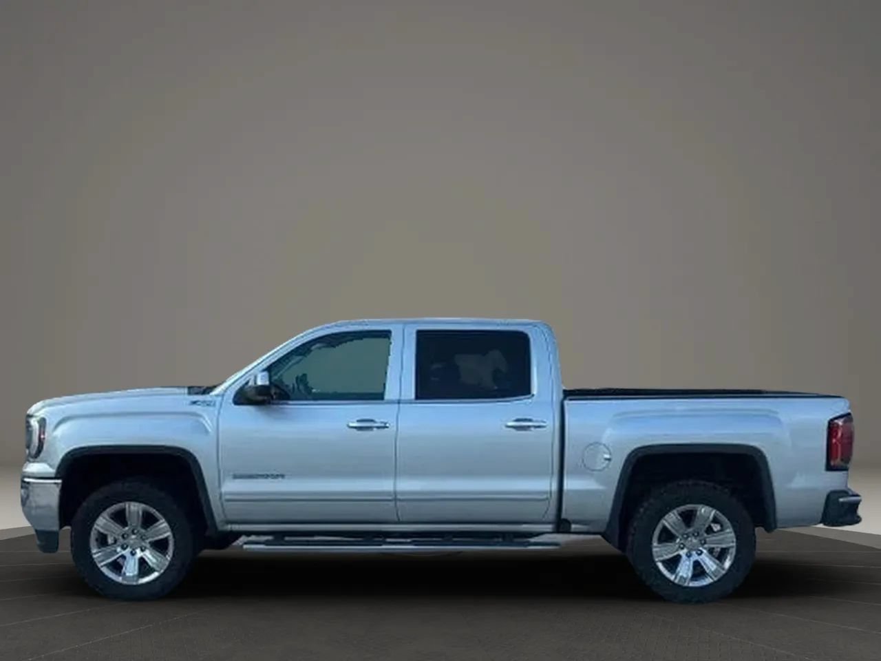 Used 2018 GMC Sierra 1500 SLT AWD/4WD image 6