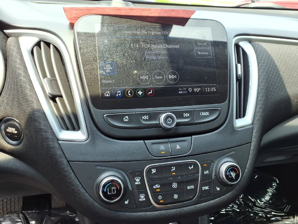 Used 2024 Chevrolet Malibu LT FWD image 9