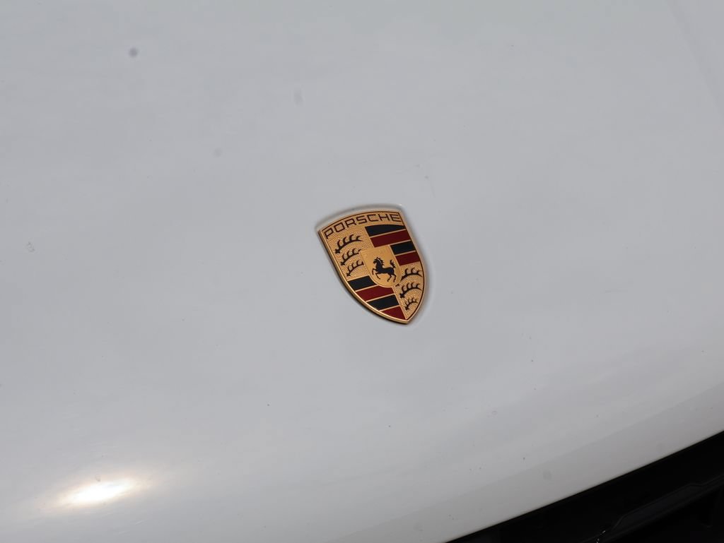 Certified 2024 Porsche Macan S AWD/4WD image 13