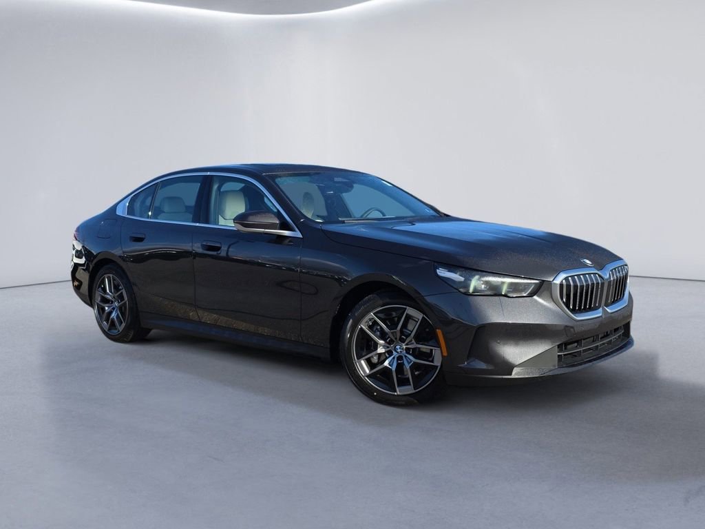 New 2026 BMW 530i xDrive image 2