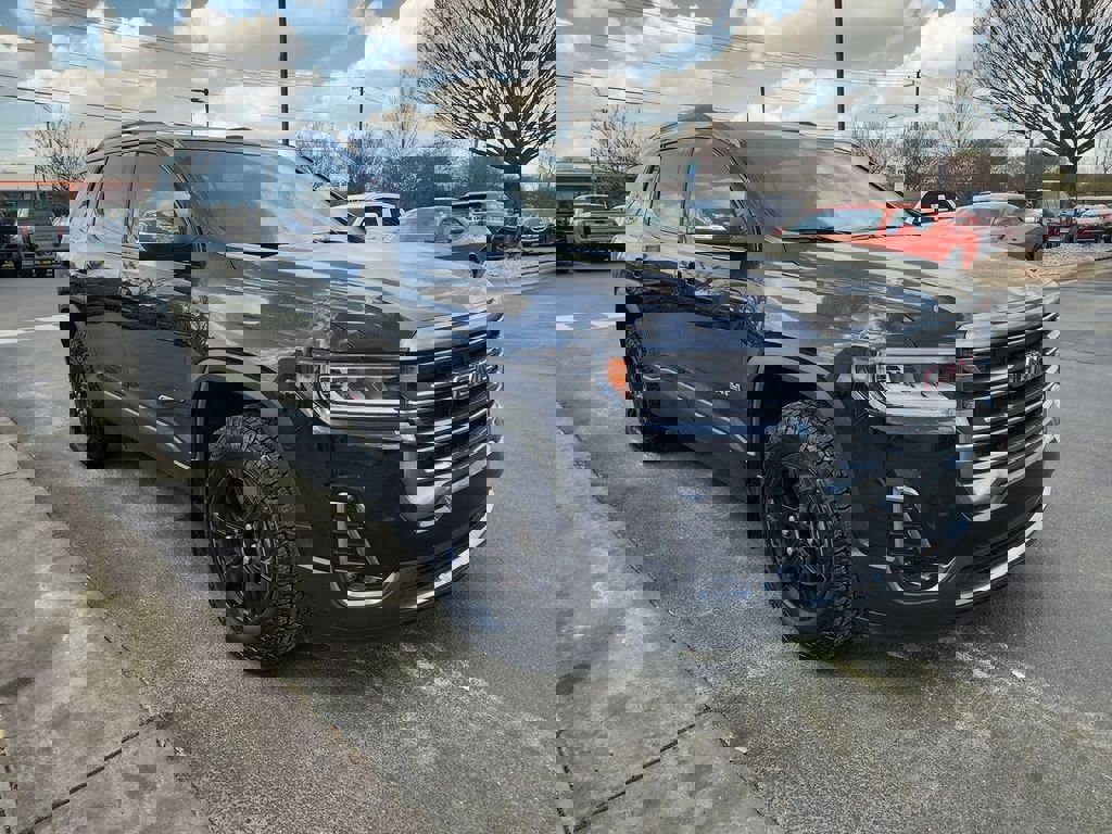 Used 2020 GMC Acadia AT4 w/ Trailering Package image 2