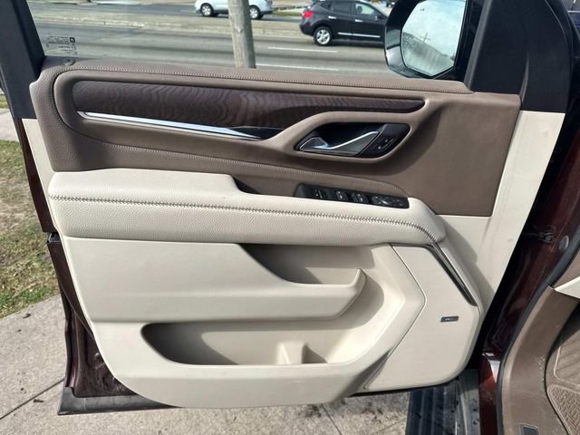 Used 2022 GMC Yukon Denali w/ Denali Premium Package image 24