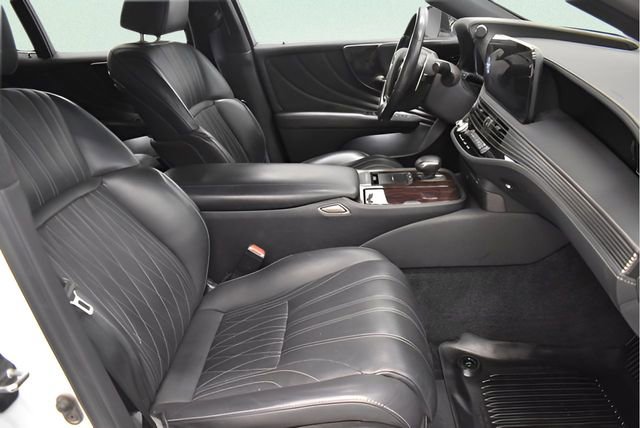 Used 2021 Lexus LS 500 AWD w/ Luxury Package image 19