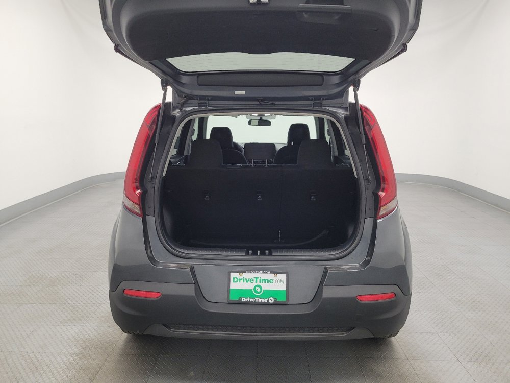 Used 2022 Kia Soul LX FWD image 29