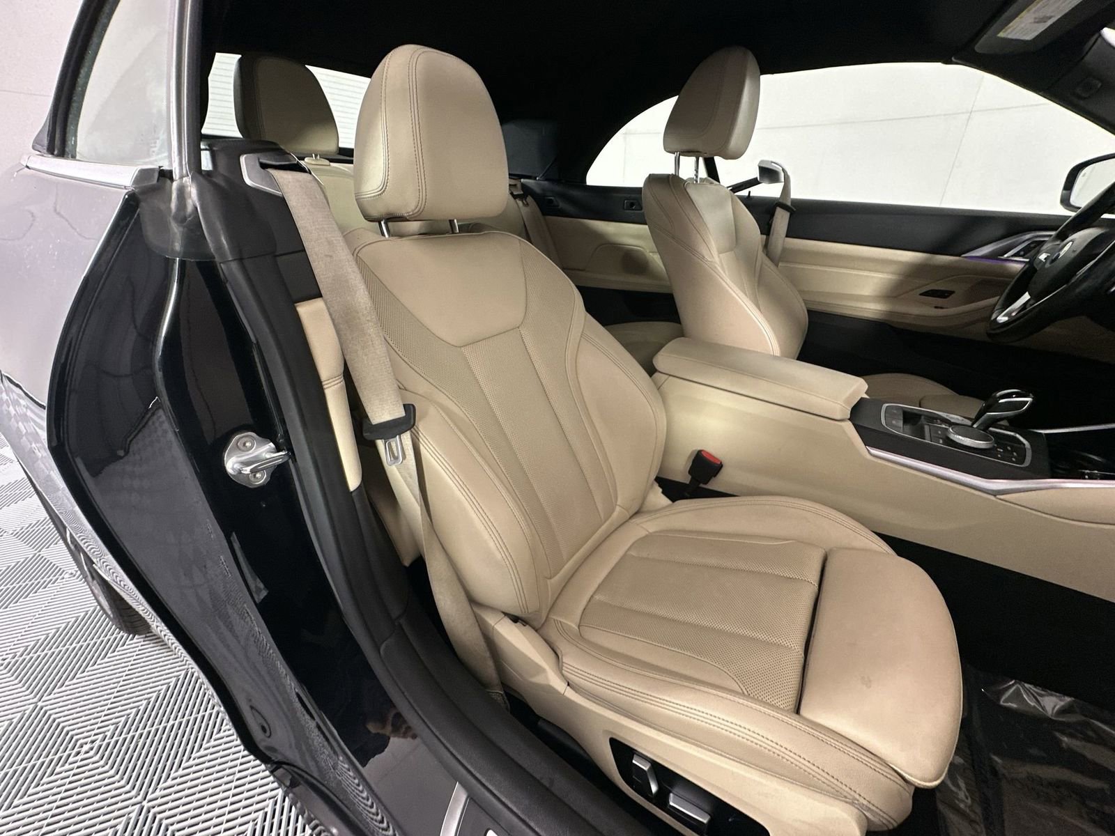 Used 2022 BMW 430i xDrive Convertible w/ Convenience Package image 26