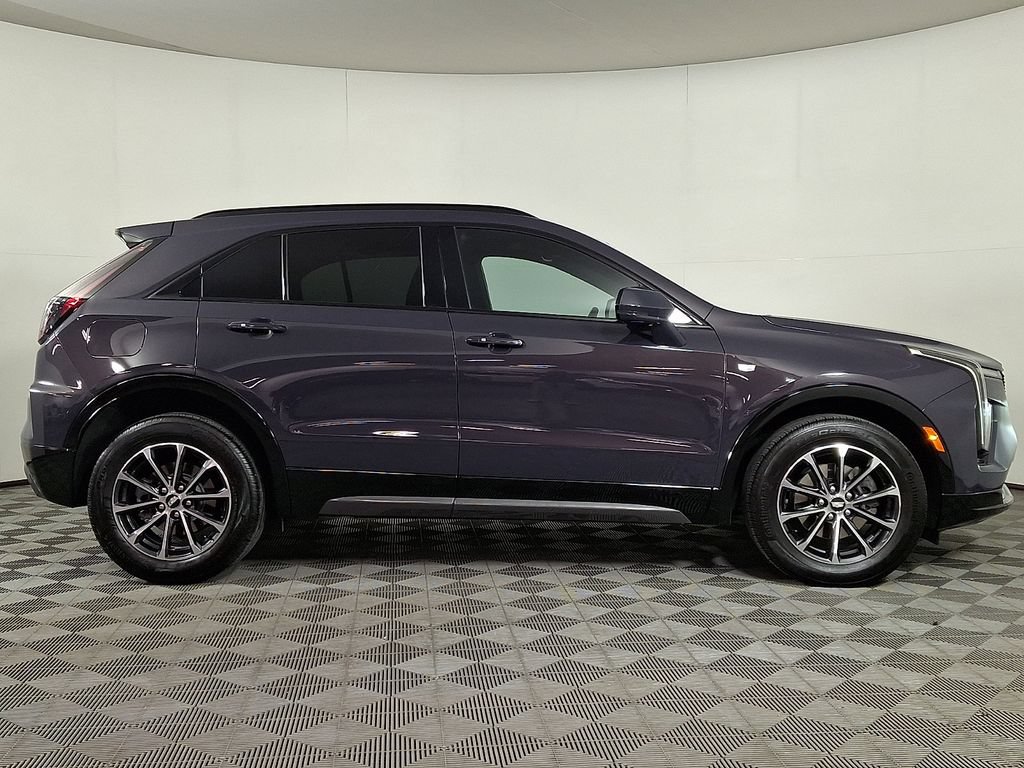 Certified 2024 Cadillac XT4 Sport w/ Cold Weather Package AWD/4WD image 10