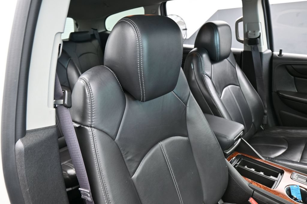 Used 2013 Chevrolet Traverse LT FWD image 43