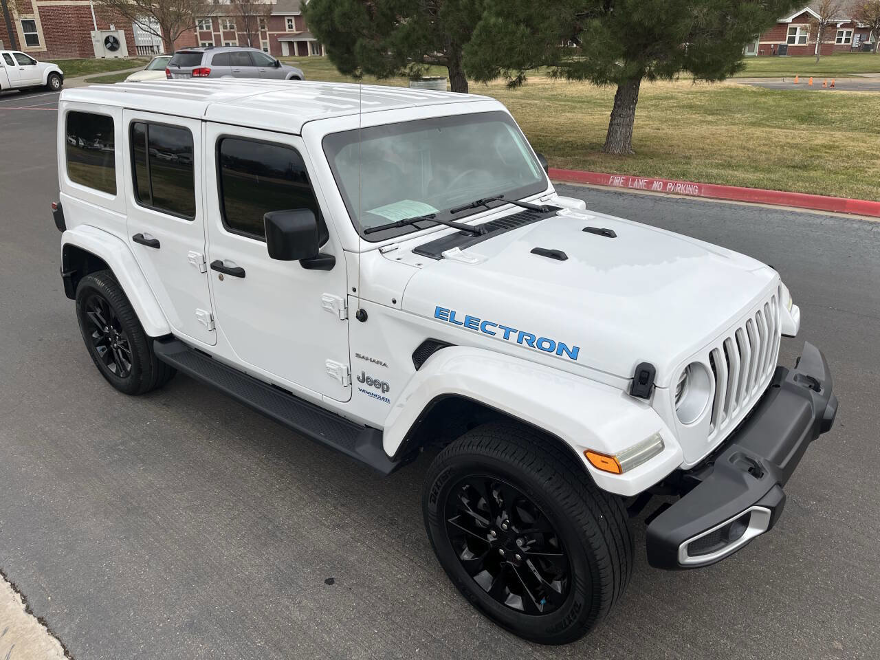 Used 2021 Jeep Wrangler Unlimited Sahara image 9
