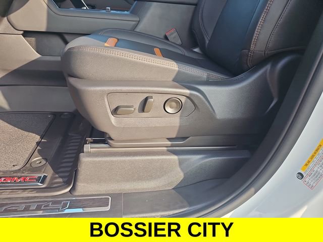 New 2025 GMC Sierra 2500 AT4 w/ AT4 Premium Plus Package image 12