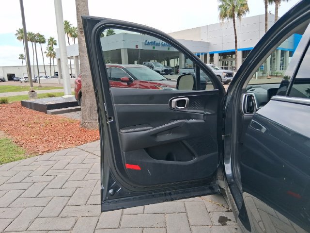 Used 2024 Kia Sorento S w/ Panoramic Sunroof Package FWD image 14