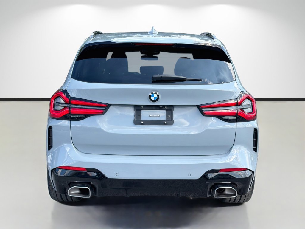 Used 2022 BMW X3 xDrive30i w/ M Sport Package 2 AWD/4WD image 4
