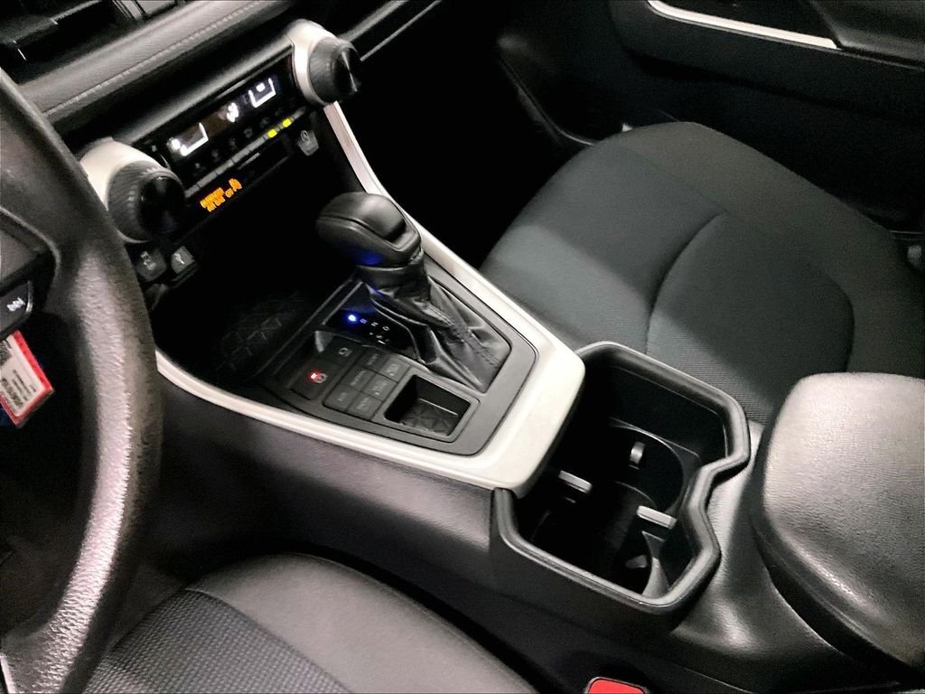Certified 2022 Toyota RAV4 LE AWD/4WD image 20