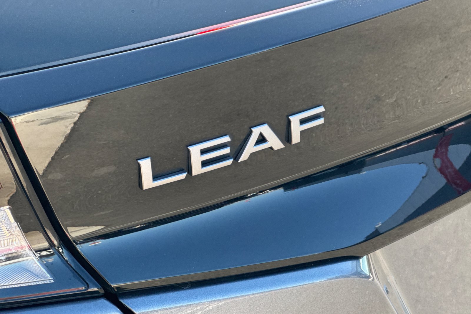 Certified 2025 Nissan Leaf S FWD image 52