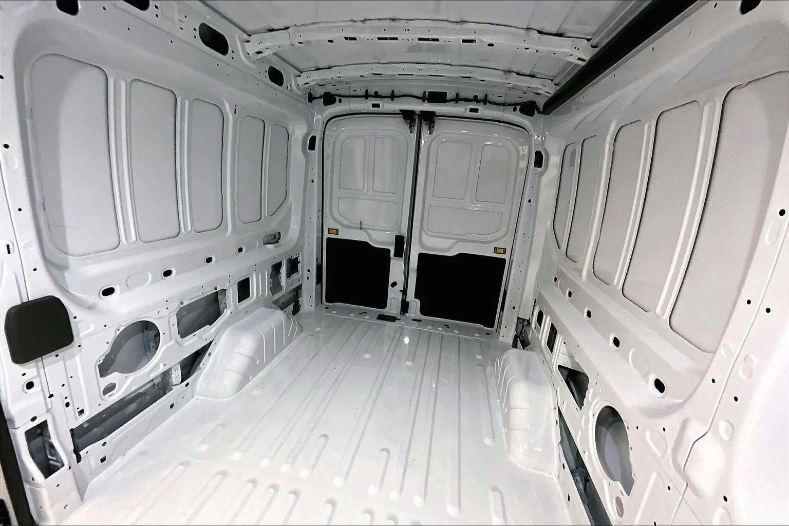 New 2026 Ford Transit 250 148 Medium Roof image 25