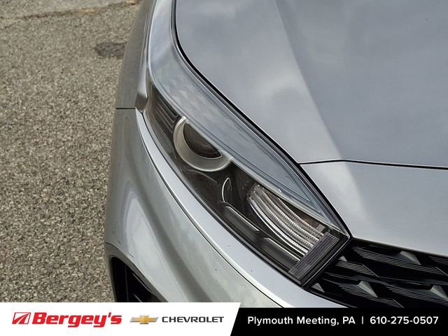 Used 2024 Kia Forte LXS w/ LXS Technology Package image 11