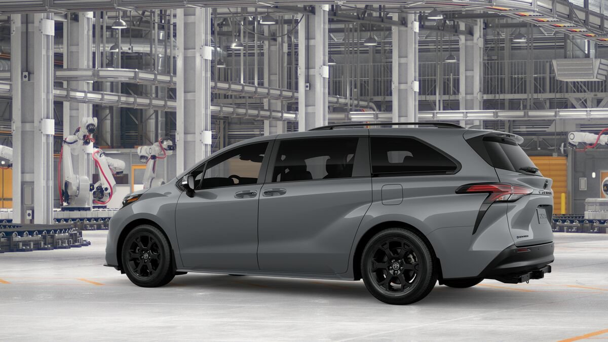 New 2026 Toyota Sienna XLE Woodland Edition AWD/4WD image 5
