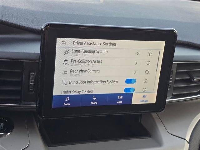 Used 2024 Ford Explorer XLT w/ Equipment Group 202A image 23