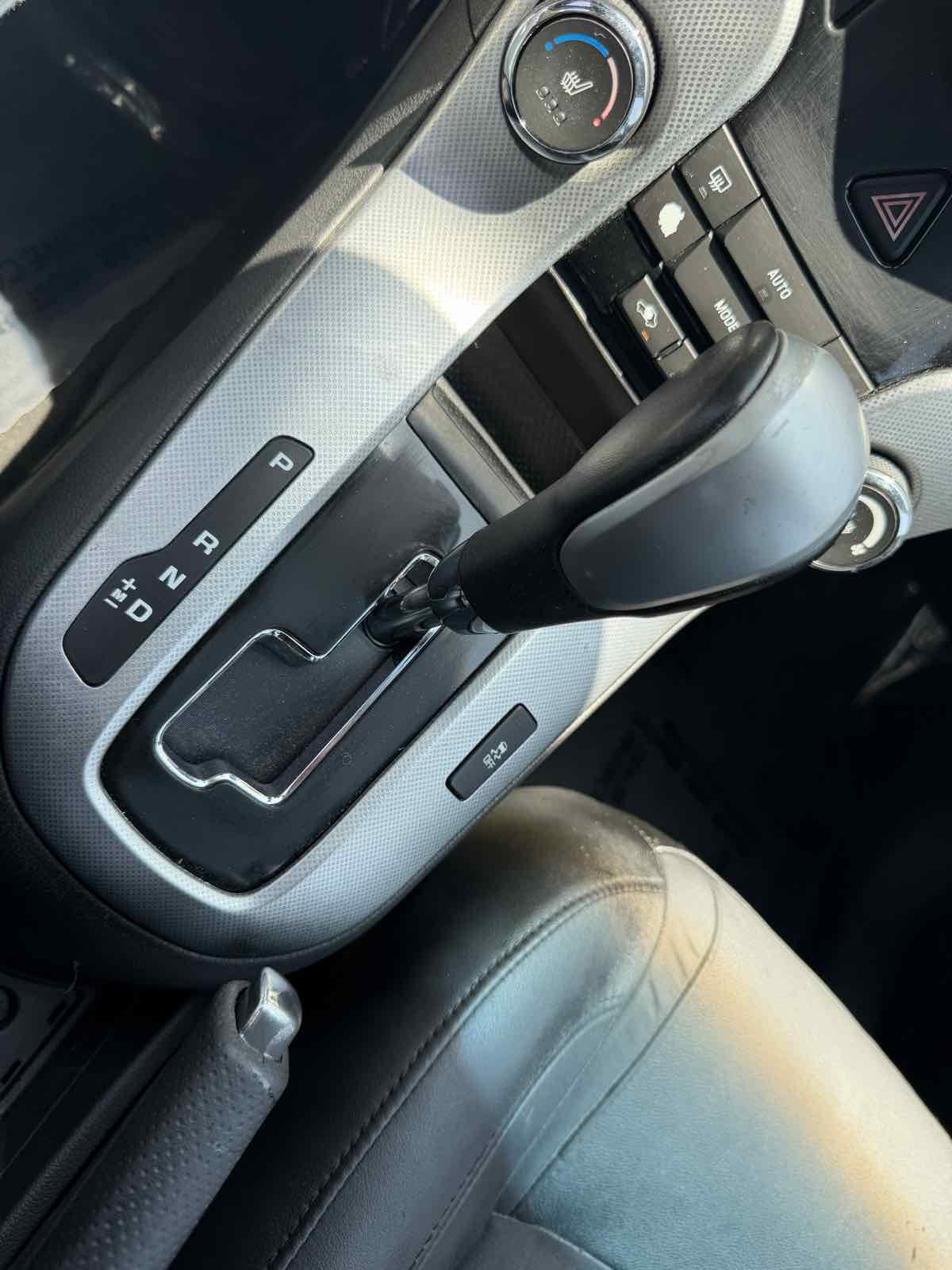Used 2014 Chevrolet Cruze LTZ w/ RS Package FWD image 21