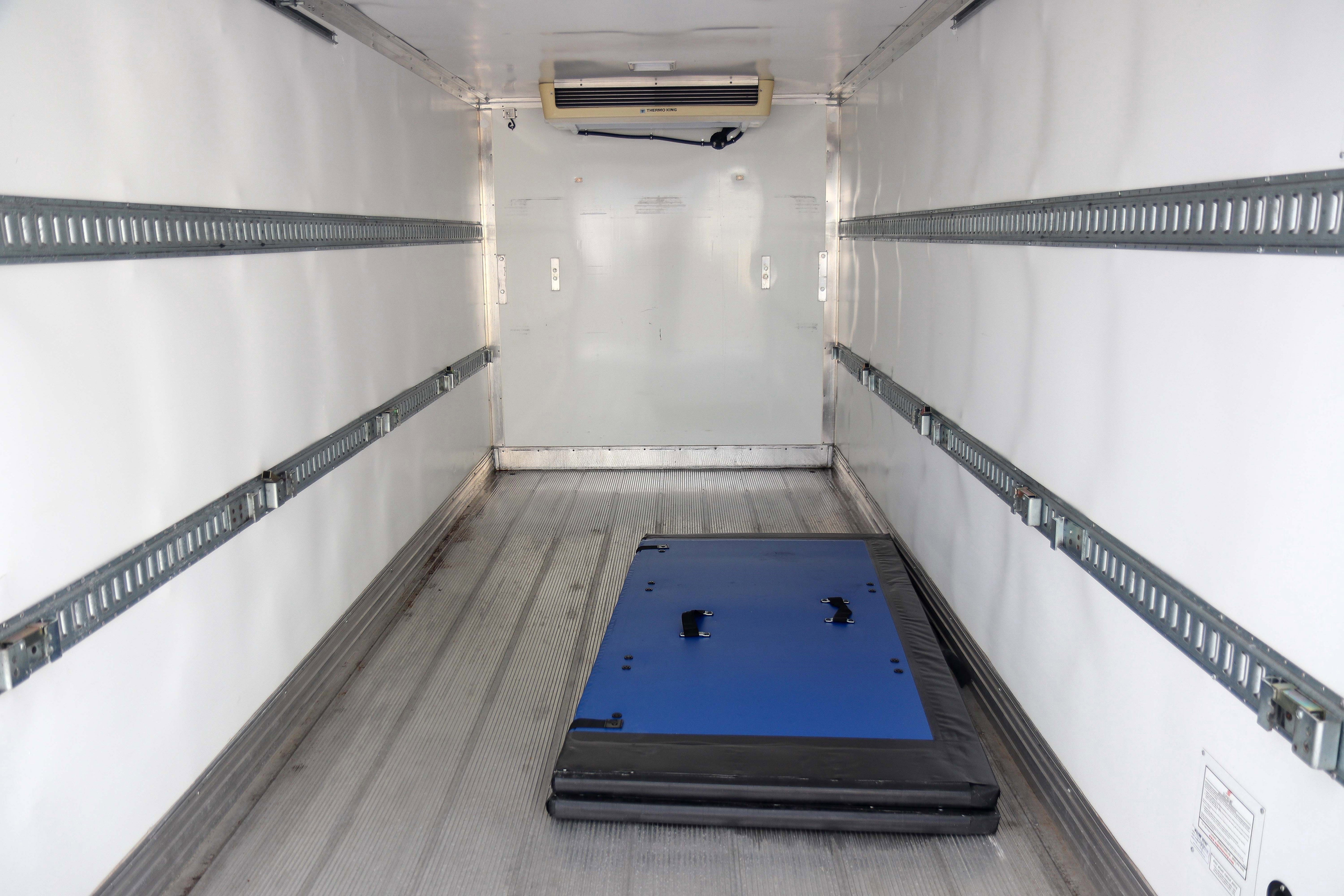 Used 2022 Ford F650 2WD Regular Cab Super Duty image 10