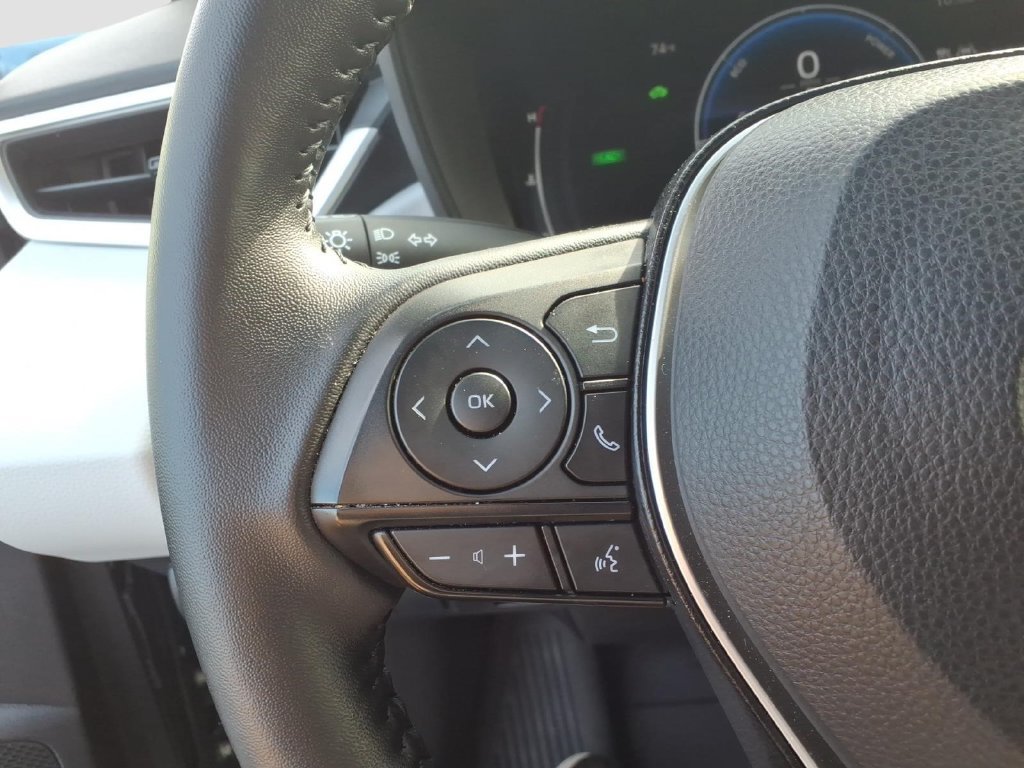 Used 2026 Toyota Corolla SE FWD image 26