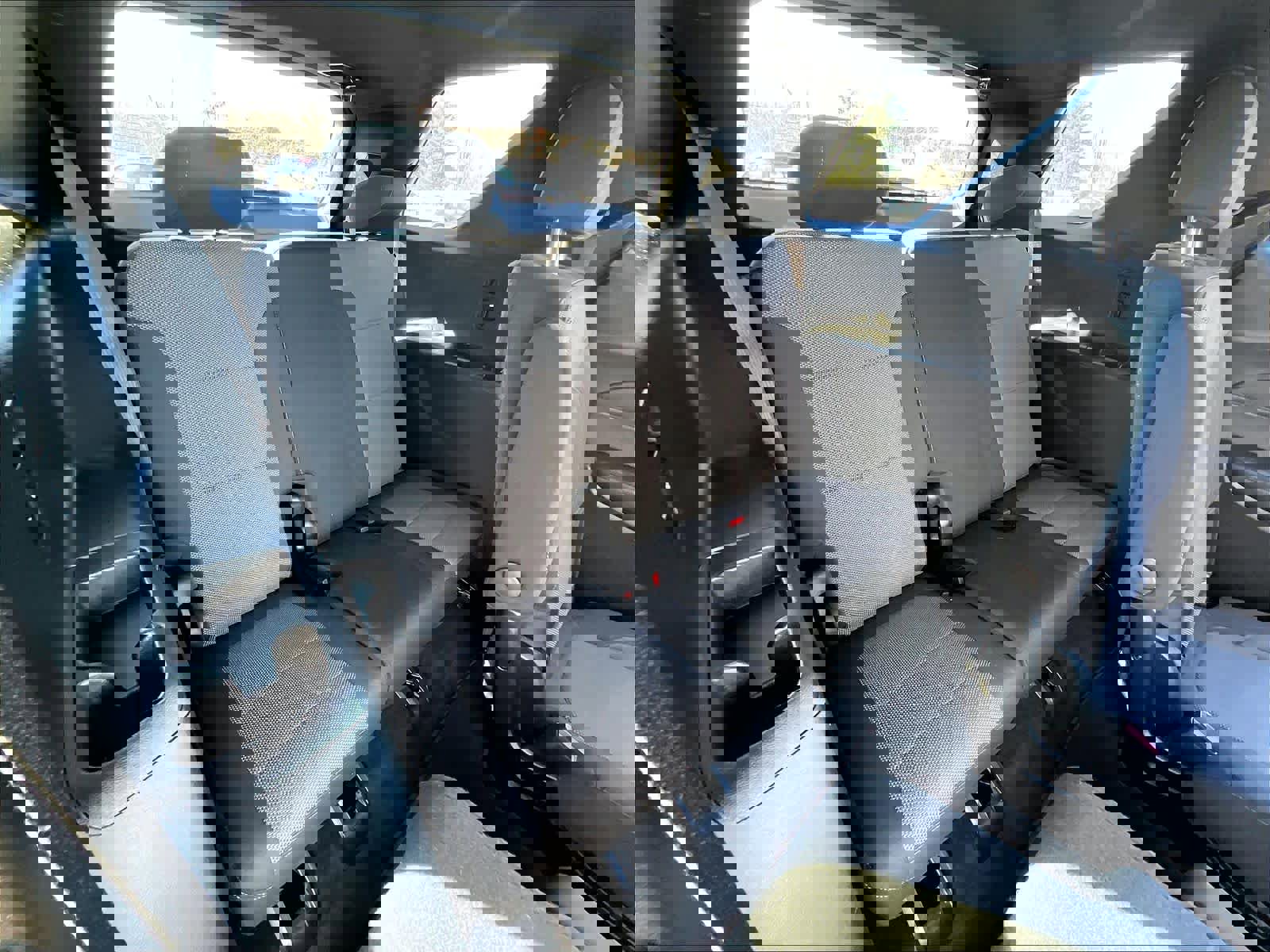 Used 2023 Chevrolet Traverse LT image 16