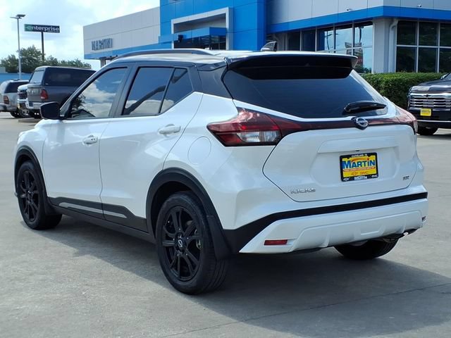 Used 2023 Nissan Kicks SR w/ SR Premium Package FWD image 7