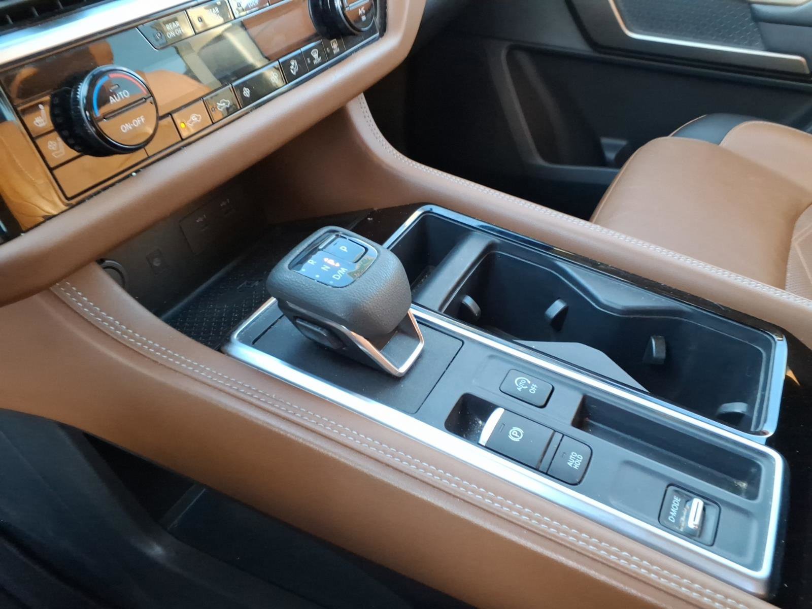 Used 2023 Nissan Pathfinder Platinum image 15