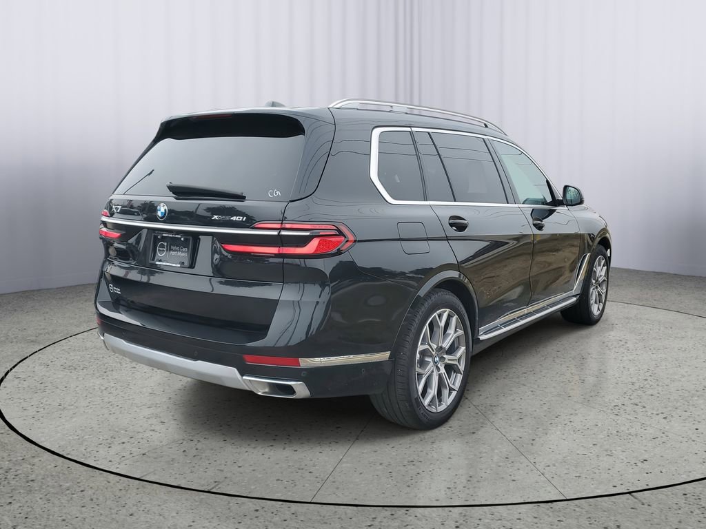 Used 2024 BMW X7 xDrive40i image 4