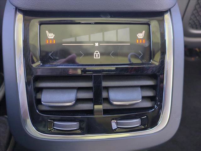 Used 2022 Volvo XC90 T8 Inscription w/ Advanced Package image 18