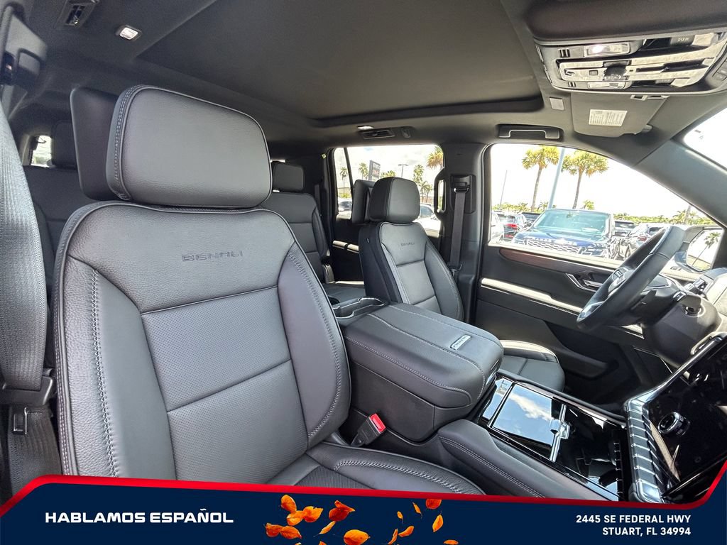 New 2026 GMC Yukon XL Denali w/ Denali Reserve Package AWD/4WD image 15