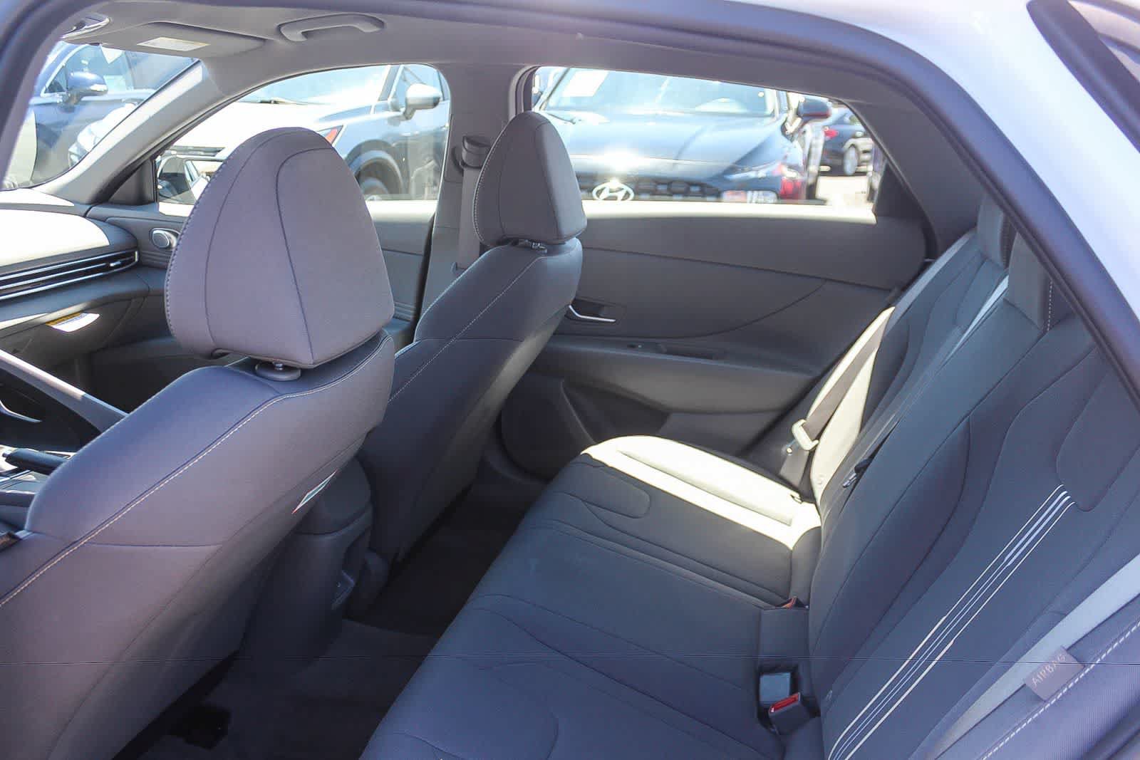 Certified 2026 Hyundai Elantra Sport FWD image 23