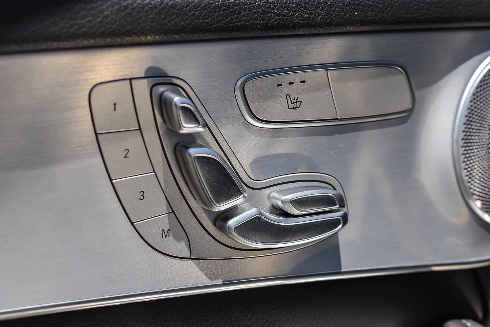 Used 2021 Mercedes-Benz C 300 Sedan image 22
