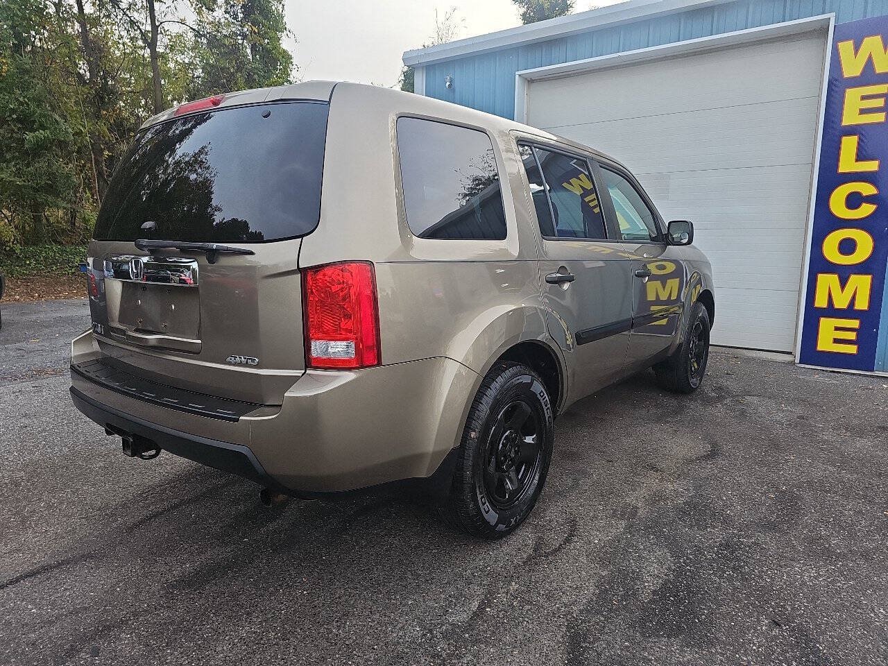 Used 2011 Honda Pilot LX image 6