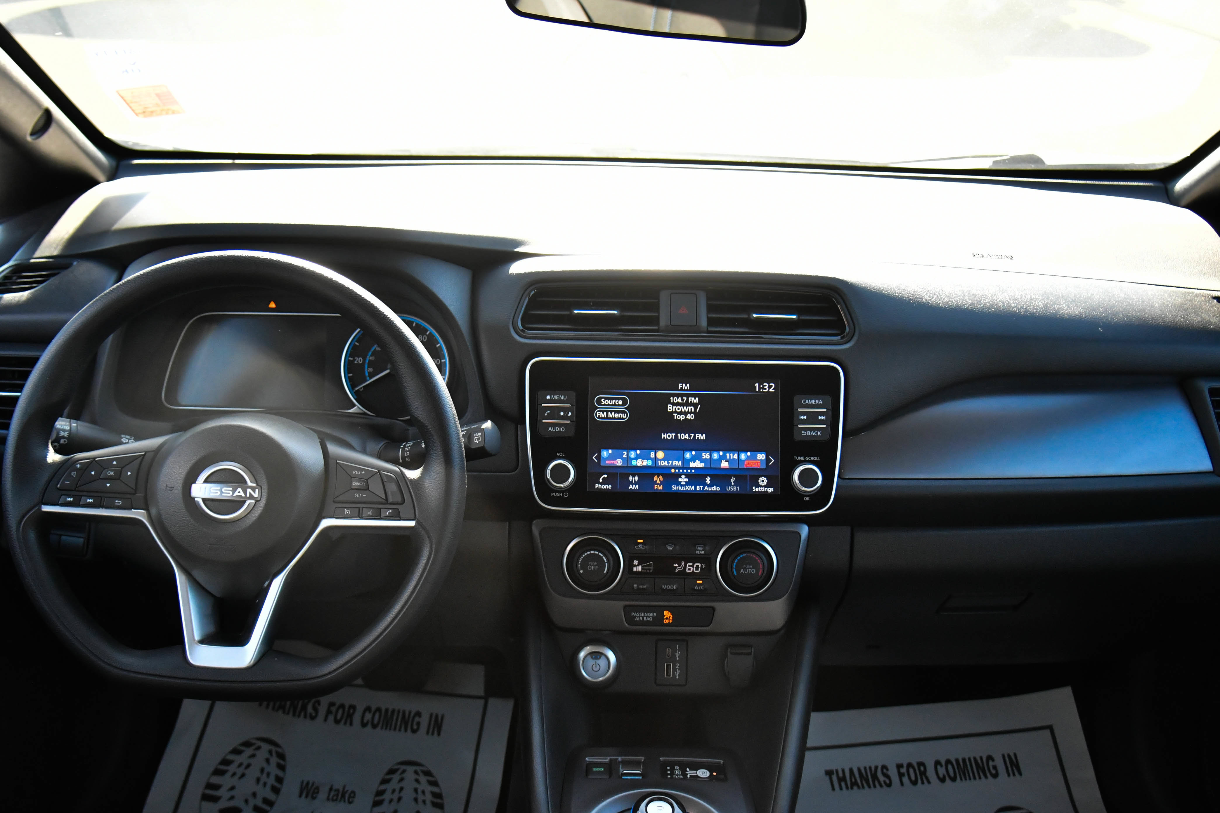 Used 2025 Nissan Leaf S FWD image 34