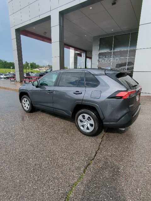 Used 2023 Toyota RAV4 LE FWD image 9