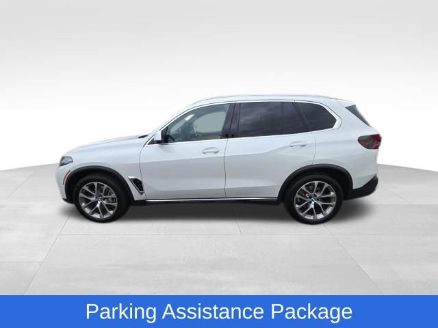 Used 2024 BMW X5 xDrive40i w/ Premium Package AWD/4WD image 4