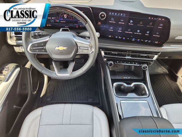 Used 2026 Chevrolet Traverse High Country w/ LPO, Floor Liner Package FWD image 3