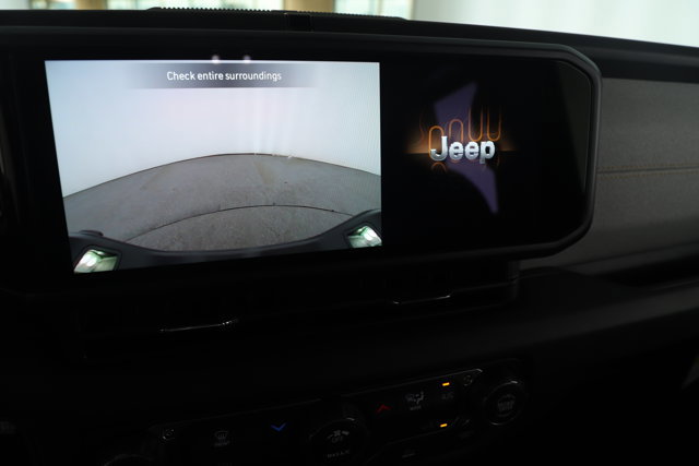 New 2025 Jeep Gladiator Sport image 14