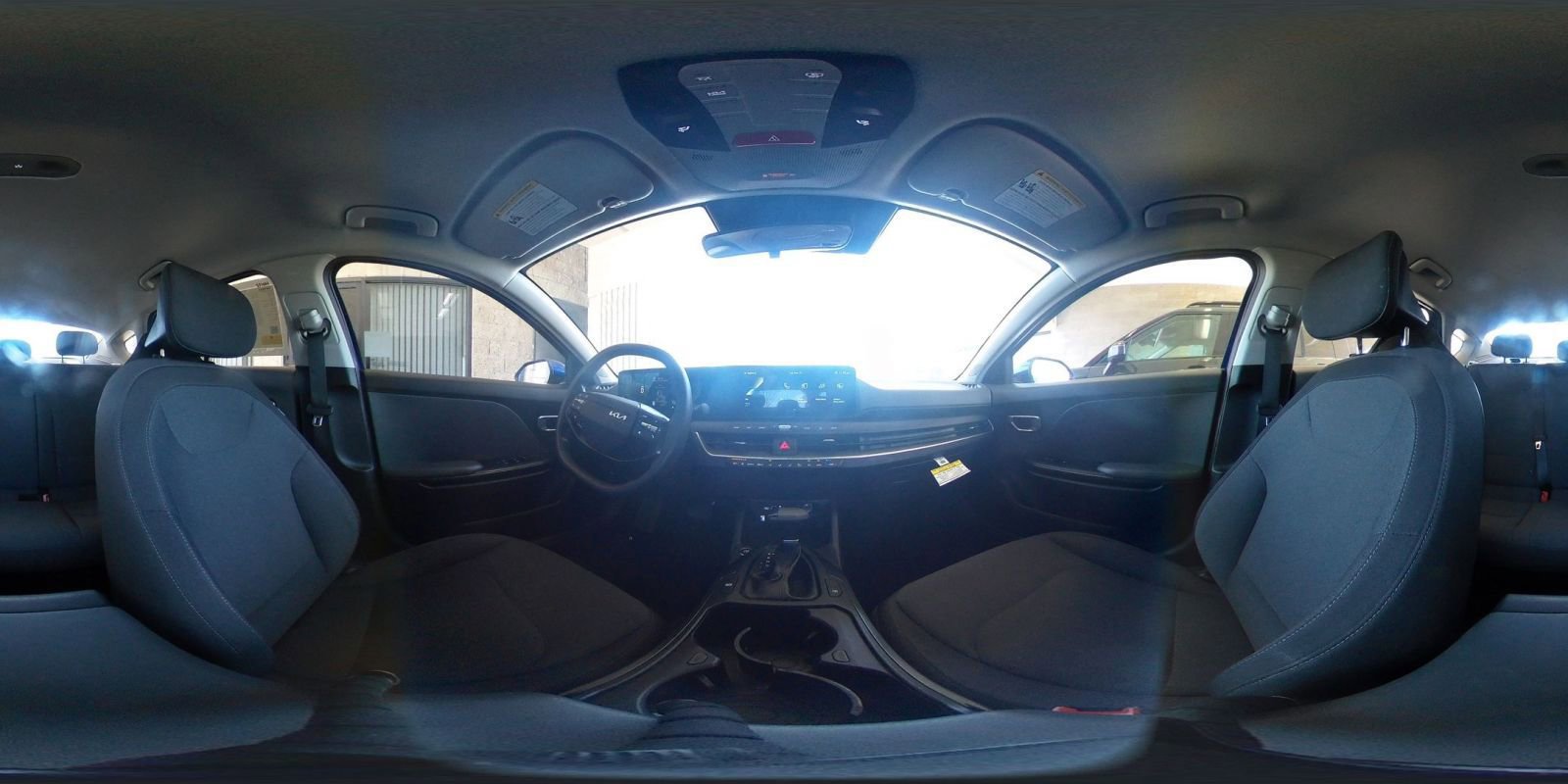 Used 2025 Kia K4 LXS image 43