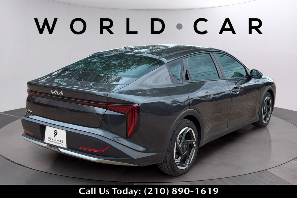 Used 2025 Kia K4 EX FWD image 17