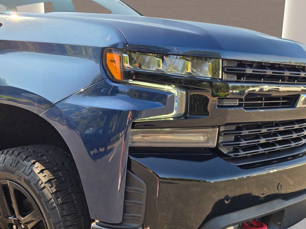 Used 2022 Chevrolet Silverado 1500 LT Trail Boss w/ Convenience Package II AWD/4WD image 2
