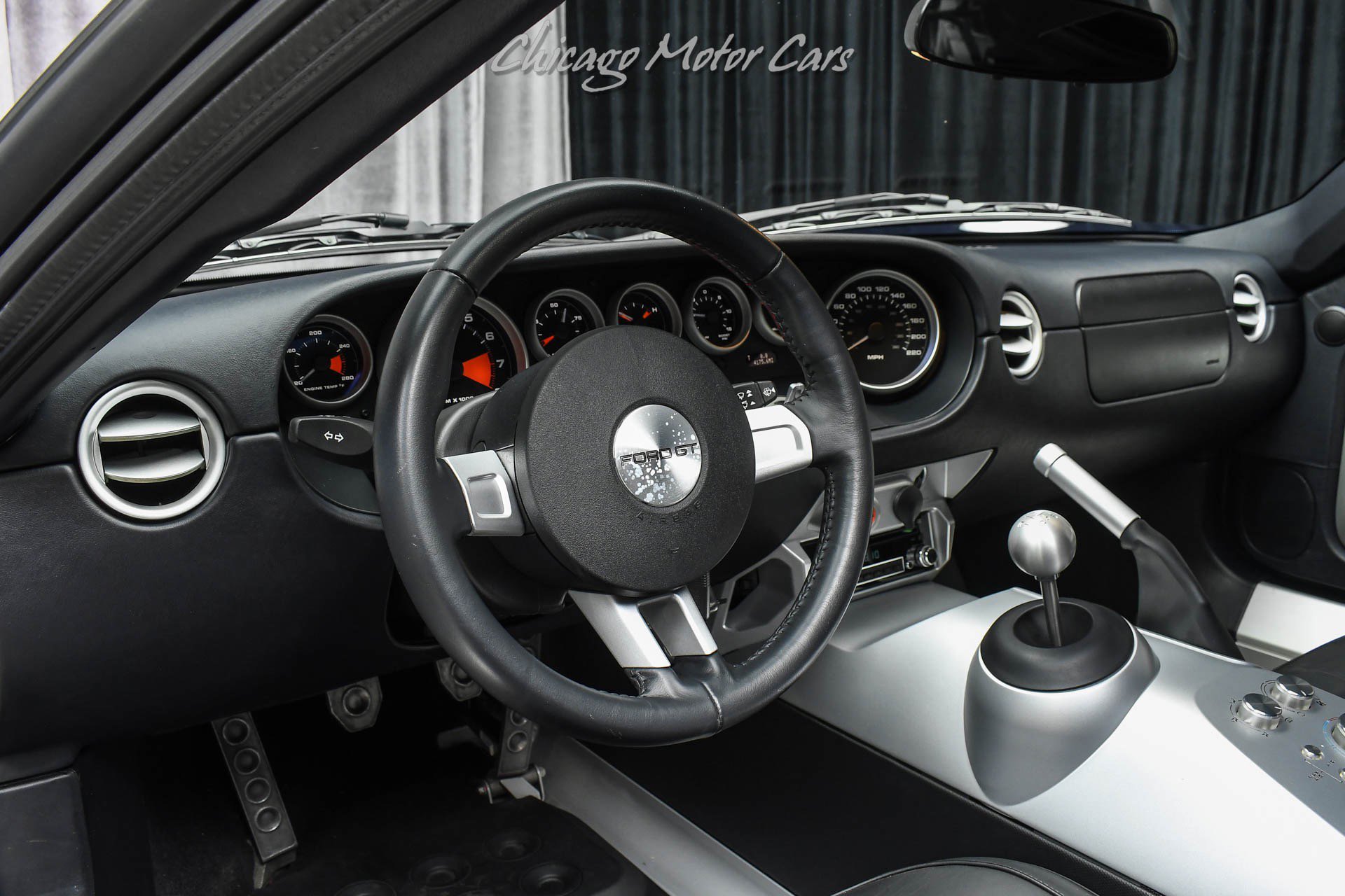 Used 2005 Ford GT image 8