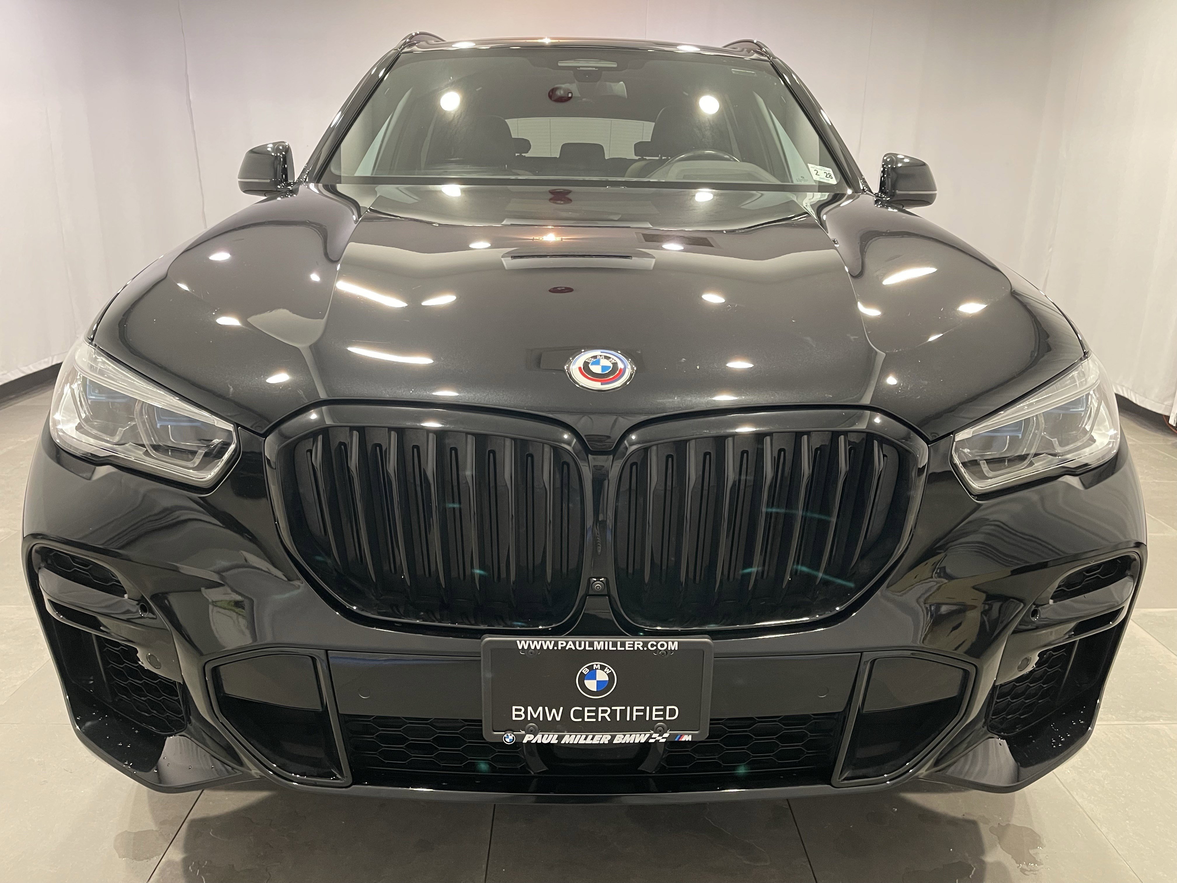 Certified 2023 BMW X5 M50i w/ Executive Package image 2