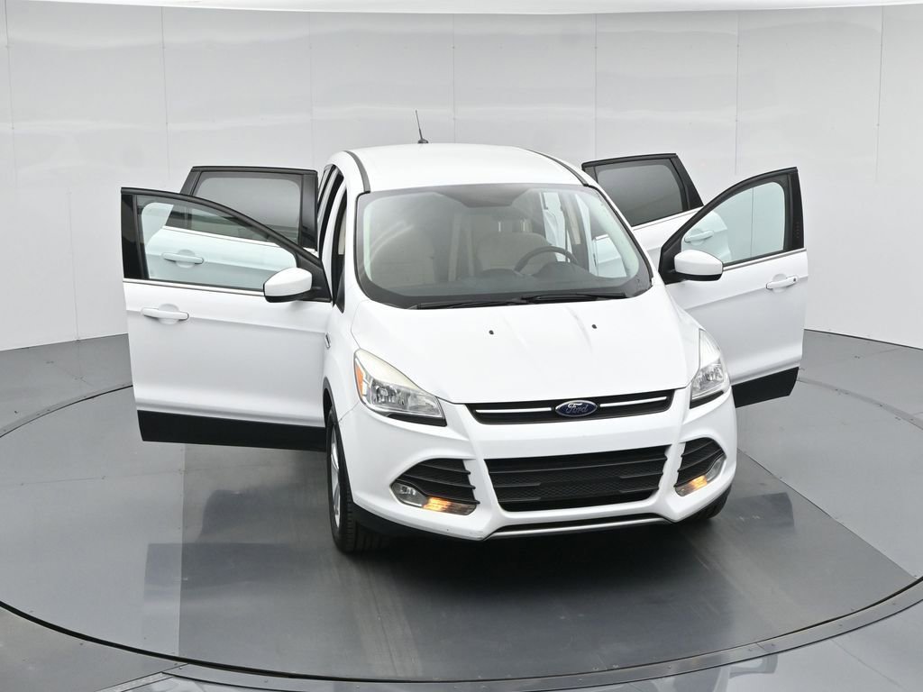 Used 2015 Ford Escape SE image 40