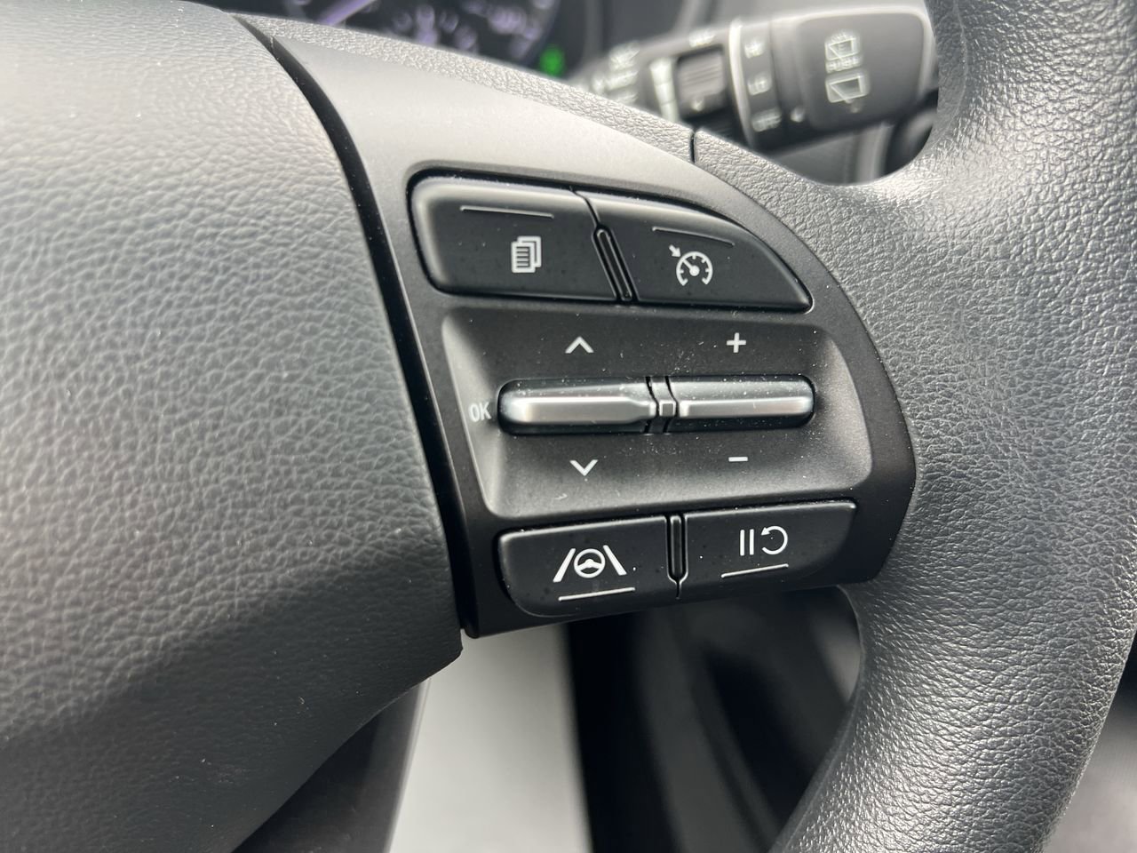 Used 2023 Hyundai Kona SEL w/ Cargo Package AWD/4WD image 20