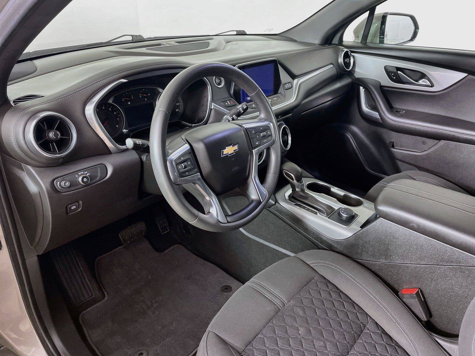 Used 2021 Chevrolet Blazer LT FWD image 21