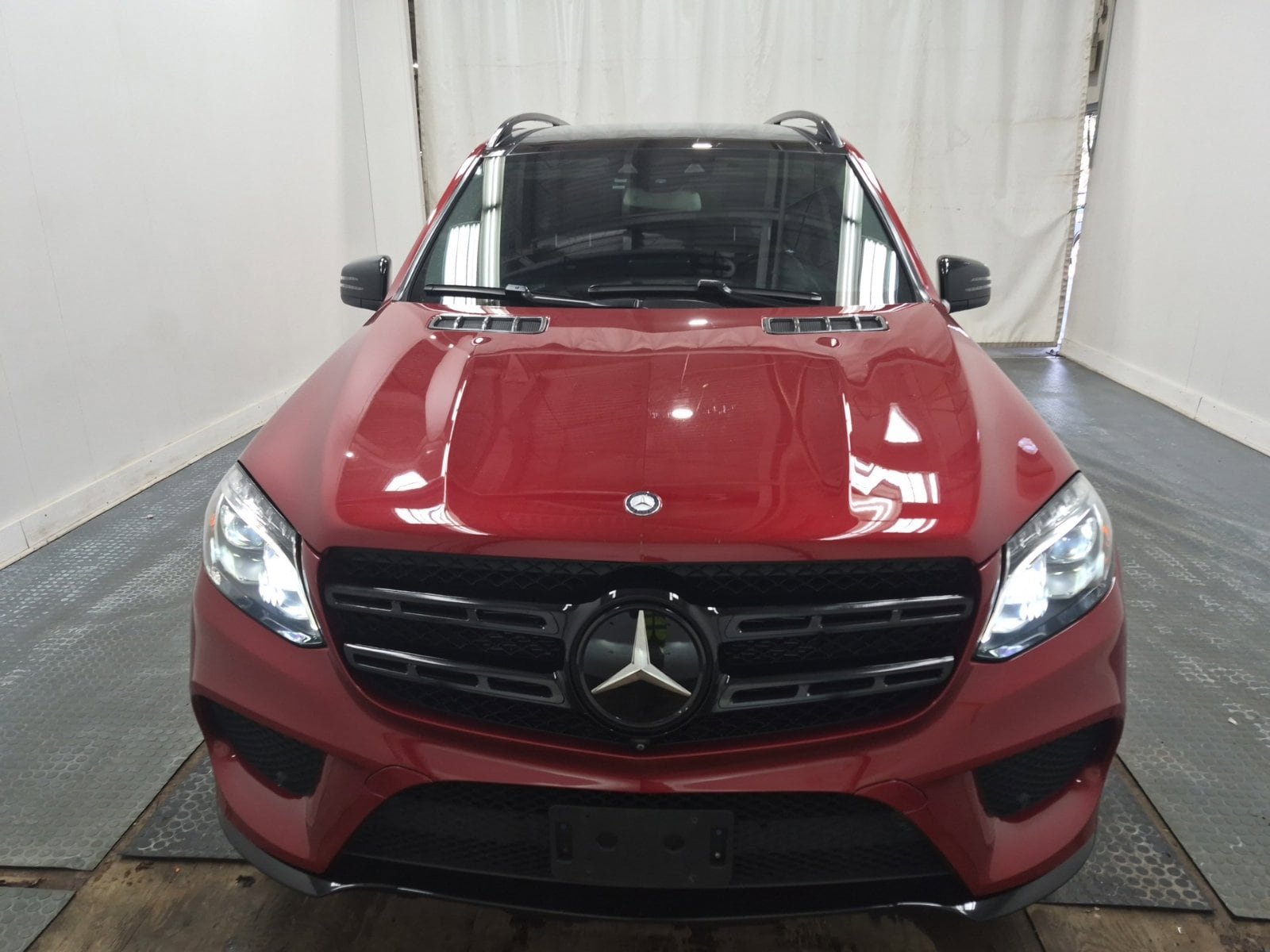 Used 2017 Mercedes-Benz GLS 550 4MATIC image 7